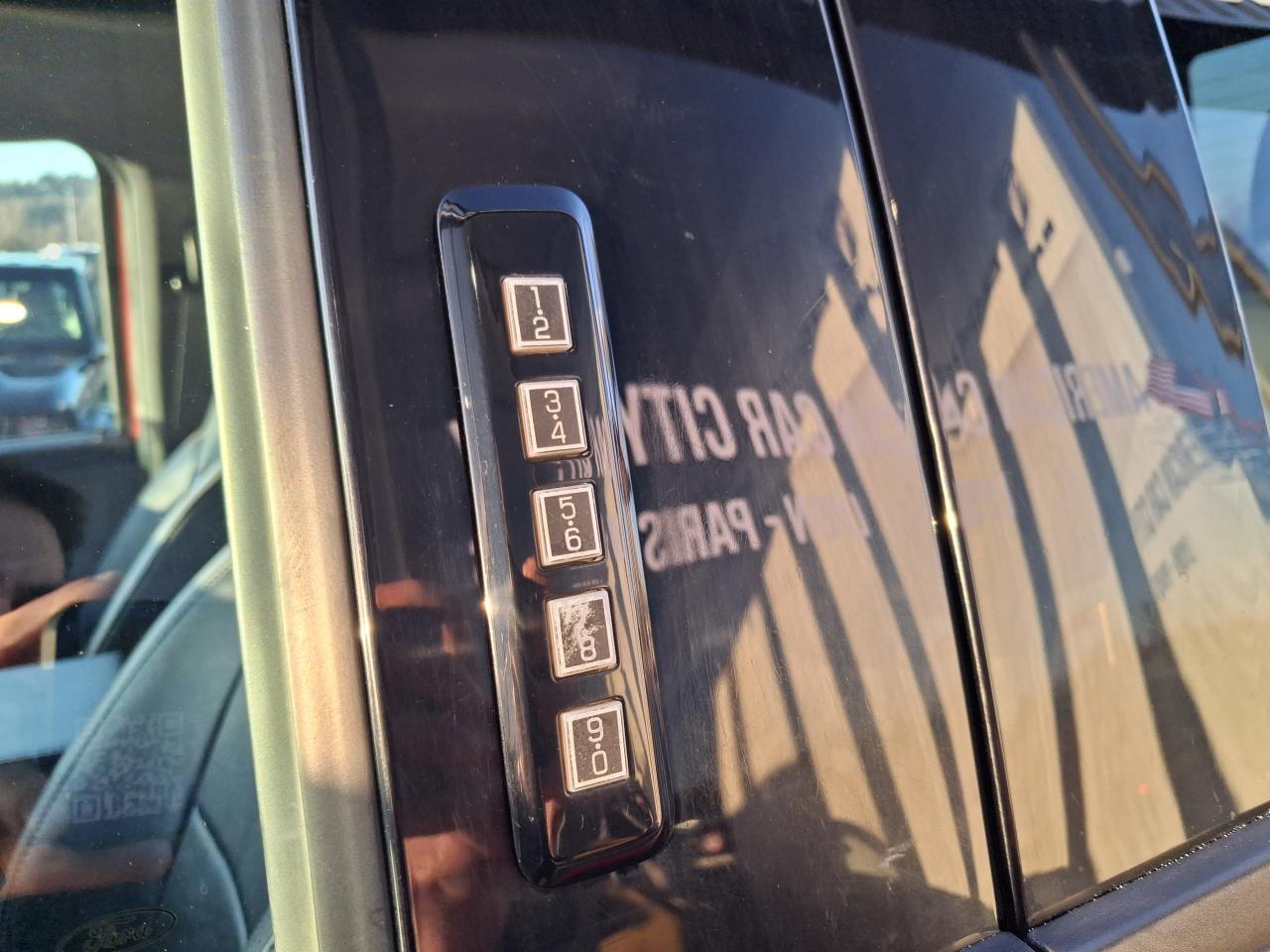 FORD F150 RAPTOR SUPERCREW