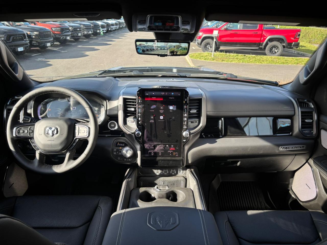 DODGE RAM 1500 CREW CAB REBEL AIR HAYON MULTI