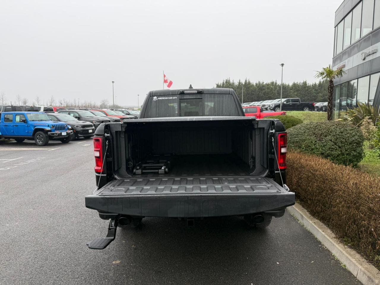 DODGE RAM 1500 CREW CAB REBEL AIR RAMBOX HAYON MULTI