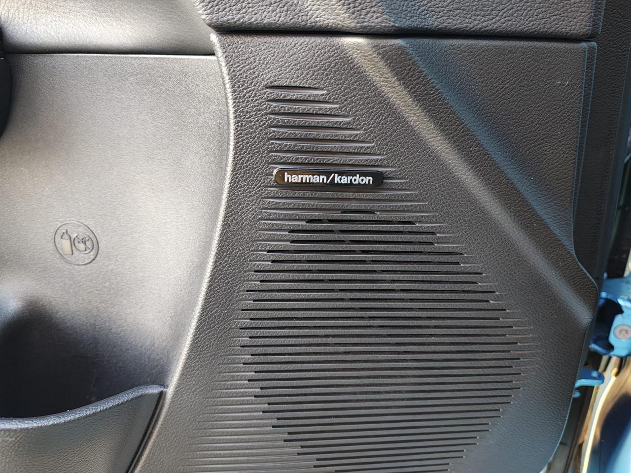 DODGE CHALLENGER SRT 392