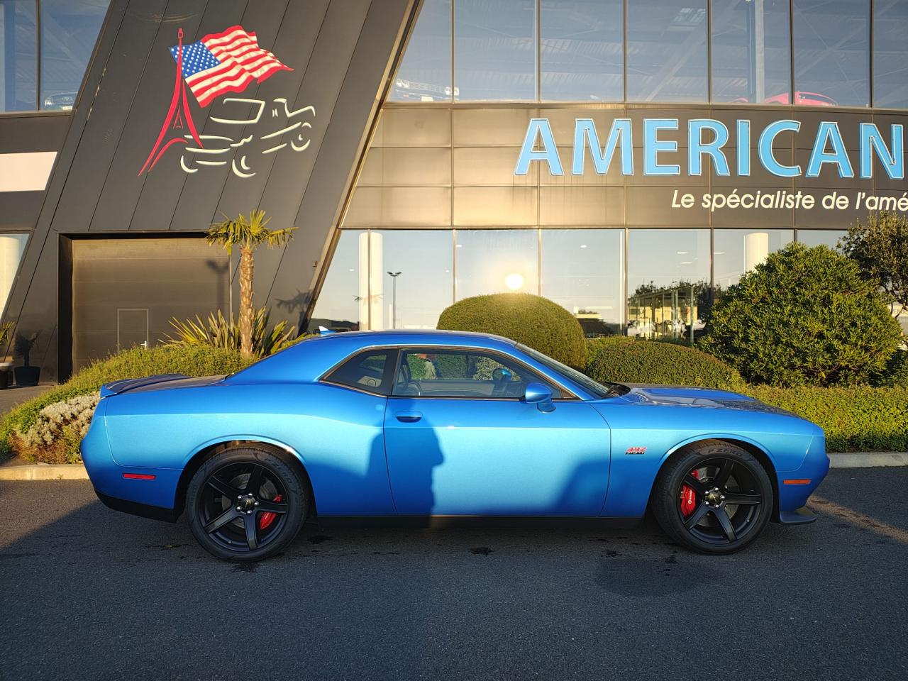 DODGE CHALLENGER SRT 392