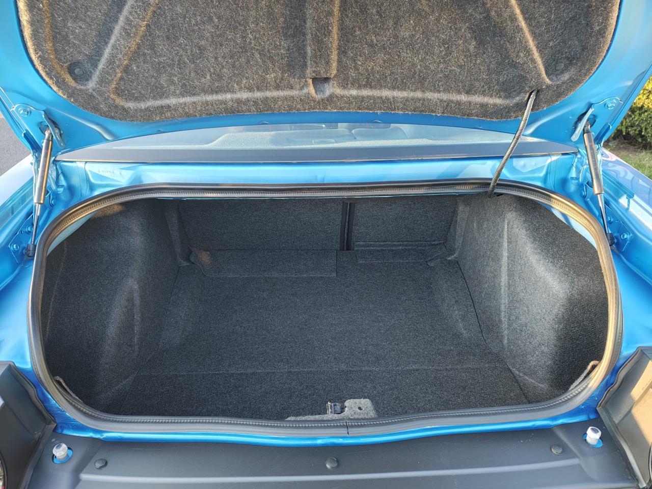 DODGE CHALLENGER SRT 392