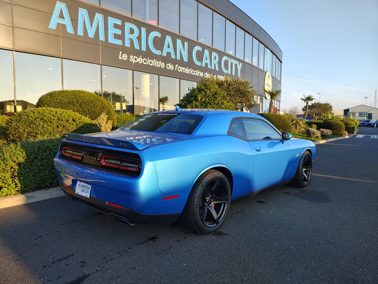 DODGE CHALLENGER SRT 392