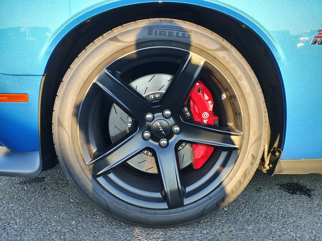 DODGE CHALLENGER SRT 392