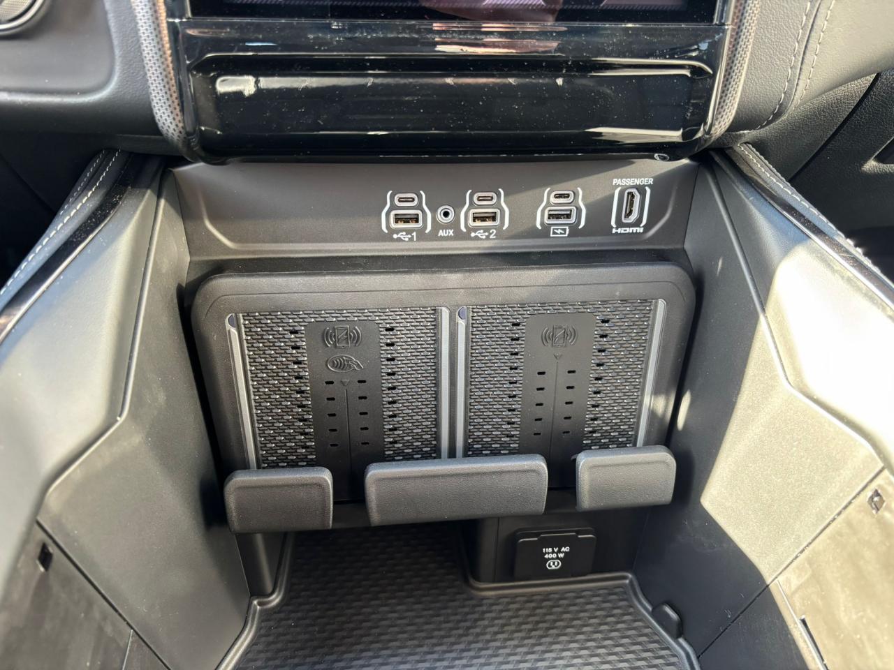 DODGE RAM 1500 CREW LIMITED NIGHT EDITION RAMBOX HAYON MULTI