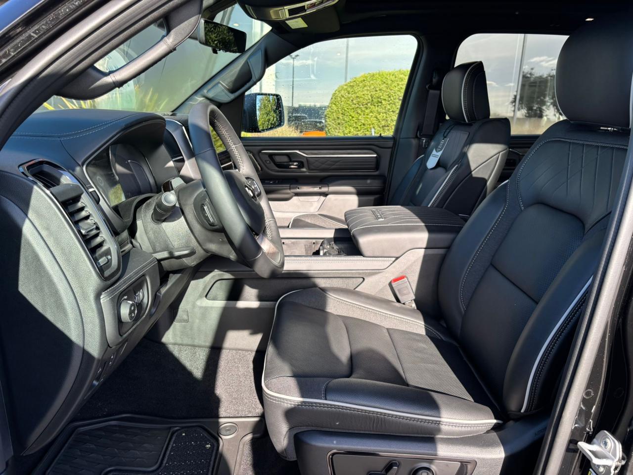 DODGE RAM 1500 CREW LIMITED NIGHT EDITION RAMBOX HAYON MULTI