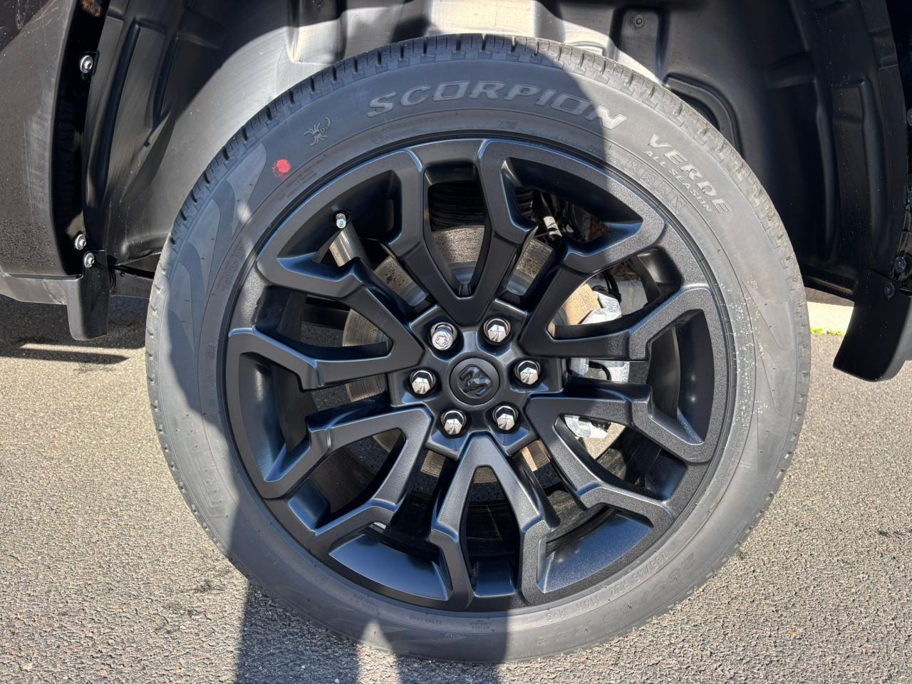 DODGE RAM 1500 CREW LIMITED NIGHT EDITION RAMBOX HAYON MULTI