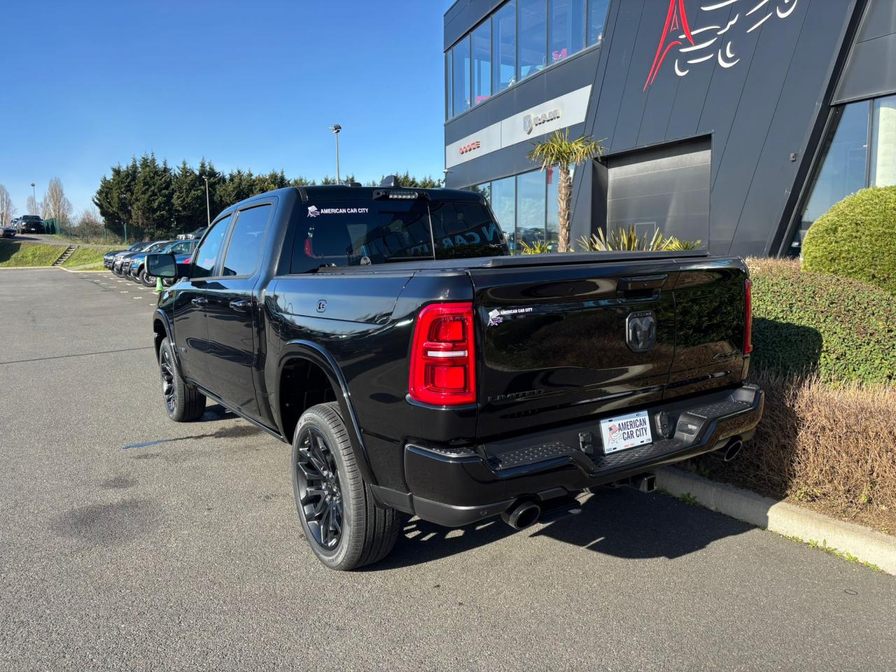 DODGE RAM 1500 CREW LIMITED NIGHT EDITION RAMBOX HAYON MULTI