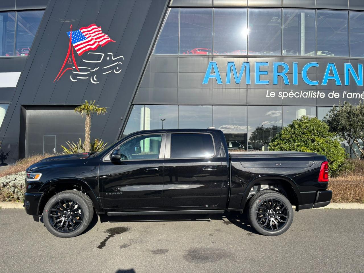 DODGE RAM 1500 CREW LIMITED NIGHT EDITION RAMBOX HAYON MULTI