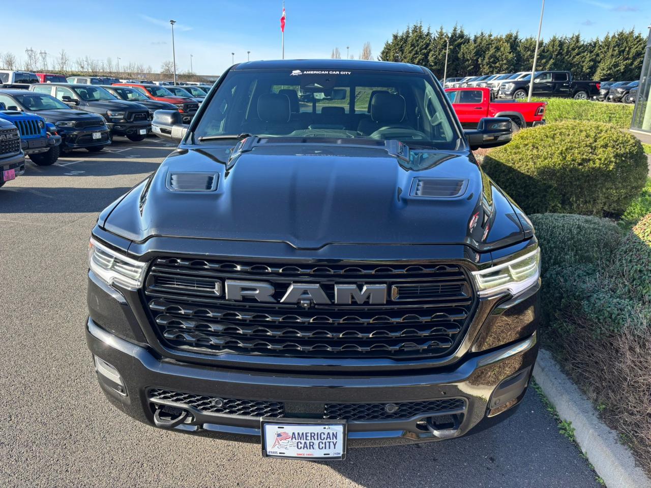 DODGE RAM 1500 CREW LIMITED NIGHT EDITION RAMBOX HAYON MULTI