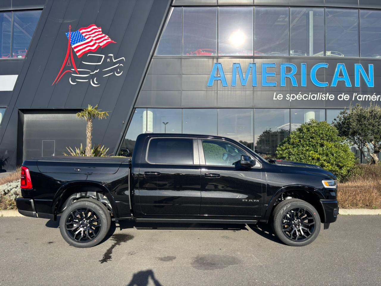 DODGE RAM 1500 CREW LIMITED NIGHT EDITION RAMBOX HAYON MULTI