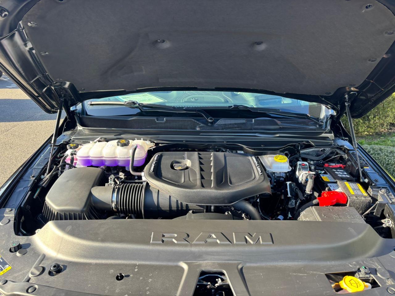 DODGE RAM 1500 CREW LIMITED NIGHT EDITION RAMBOX HAYON MULTI