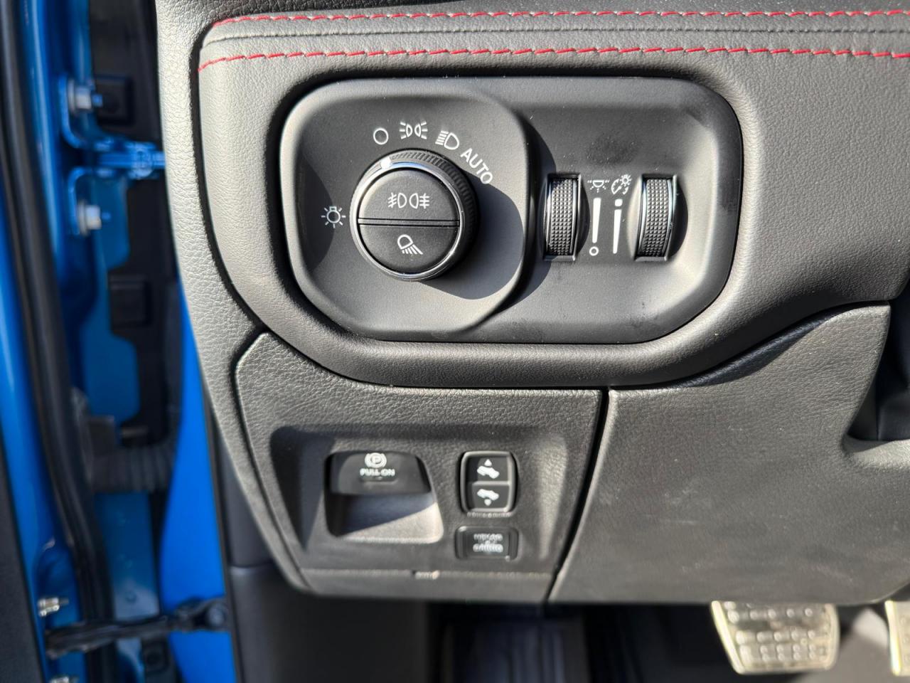 DODGE RAM RHO