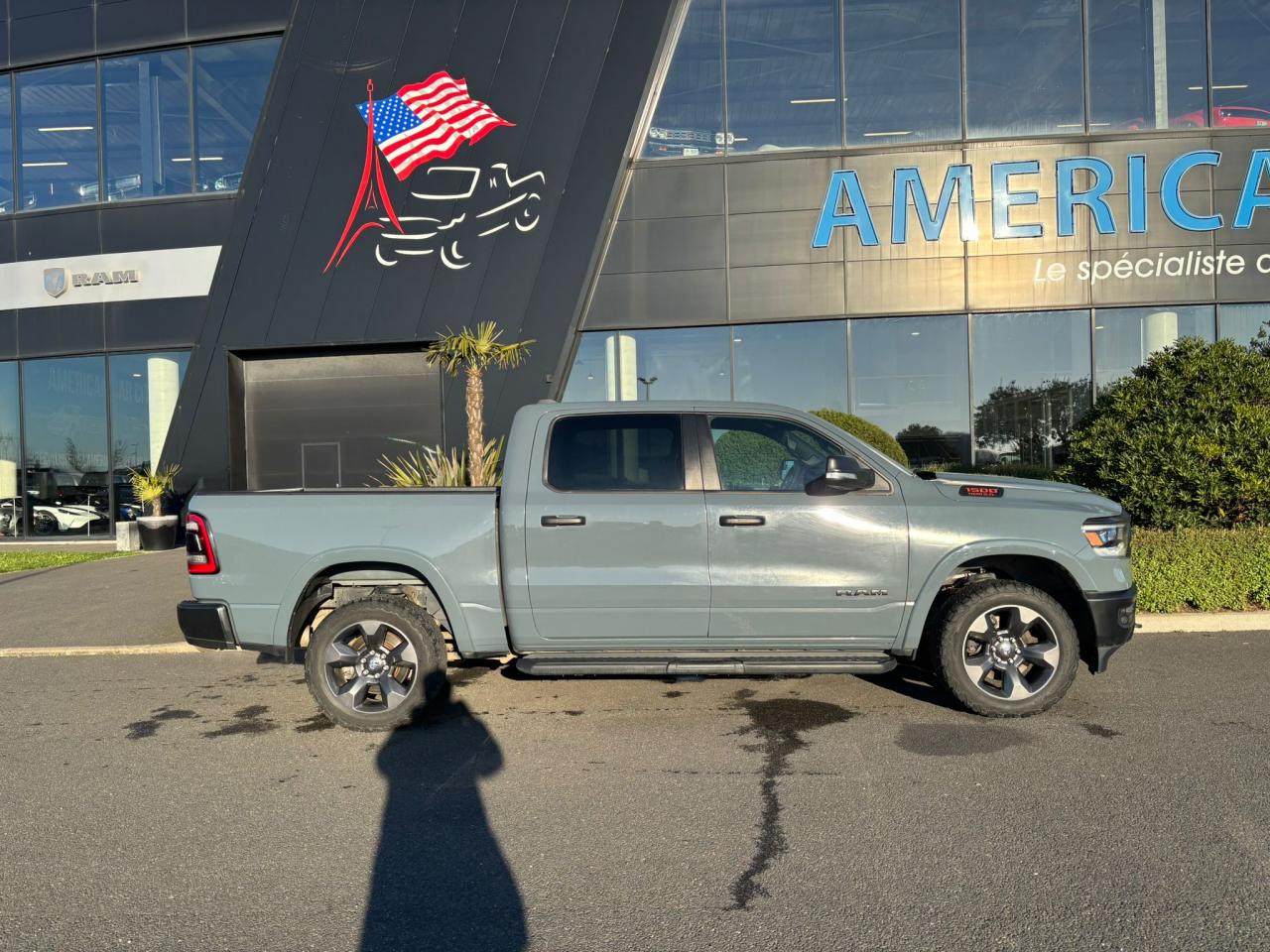DODGE RAM BIG HORN BUILT TO SERVE - VENTE A MARCHAND