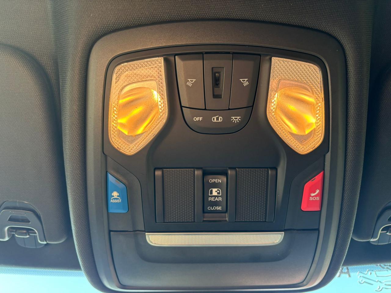 DODGE RAM BIG HORN BUILT TO SERVE - VENTE A MARCHAND