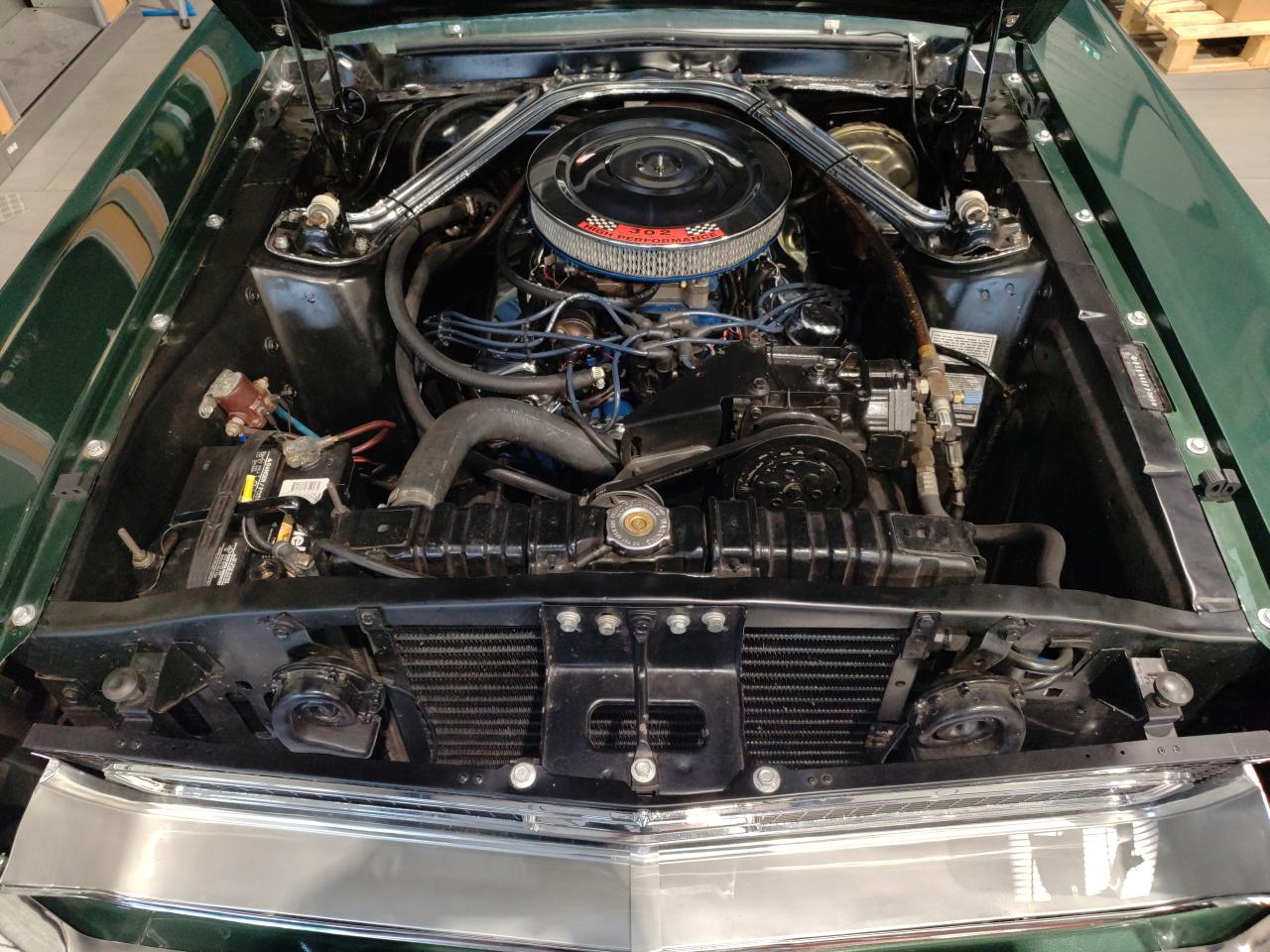 FORD MUSTANG FASTBACK d\'origine Highland Green,302 code J + Historique complet