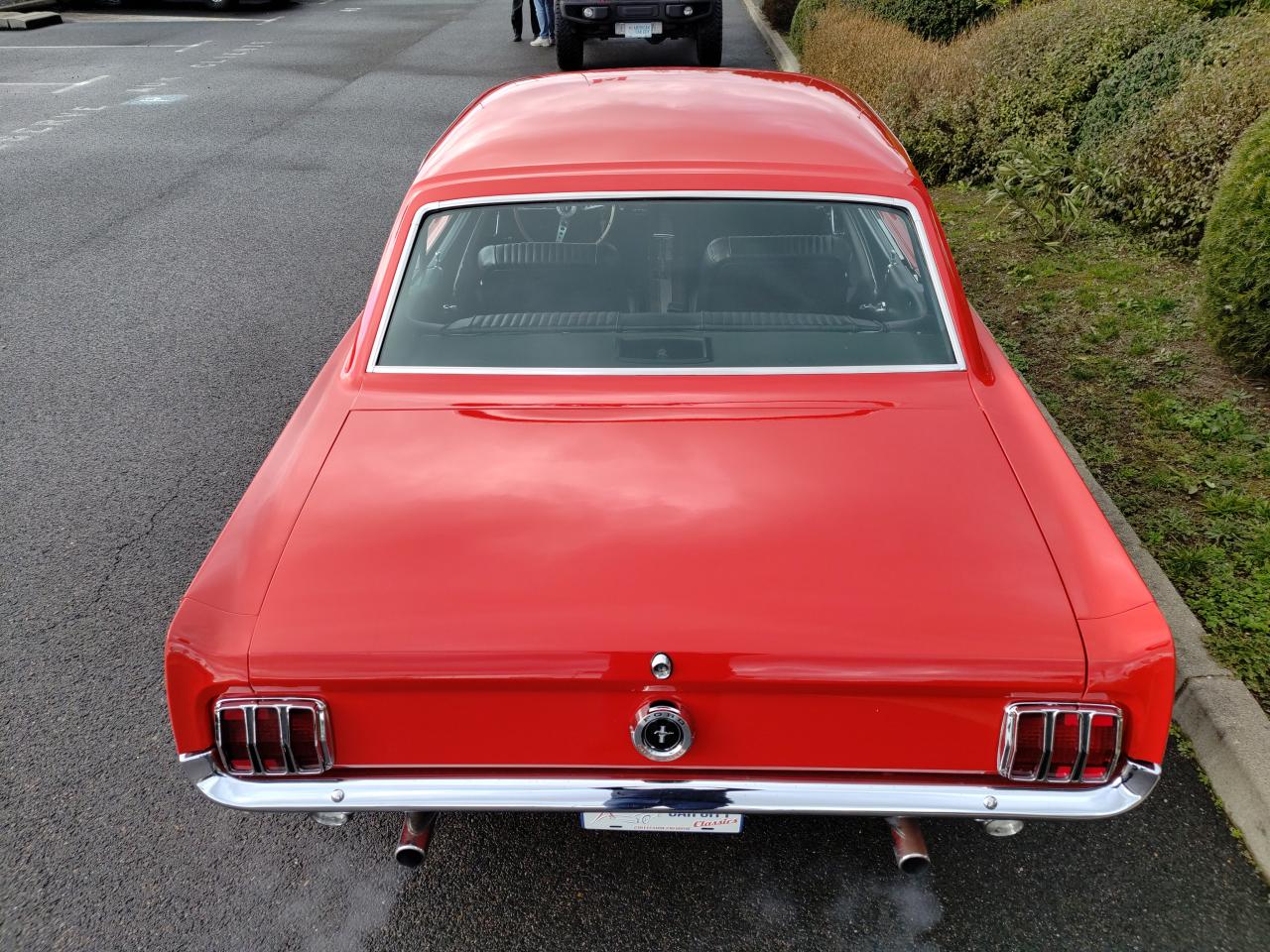 FORD MUSTANG COUPE intérieur Pony, options GT, 225ch