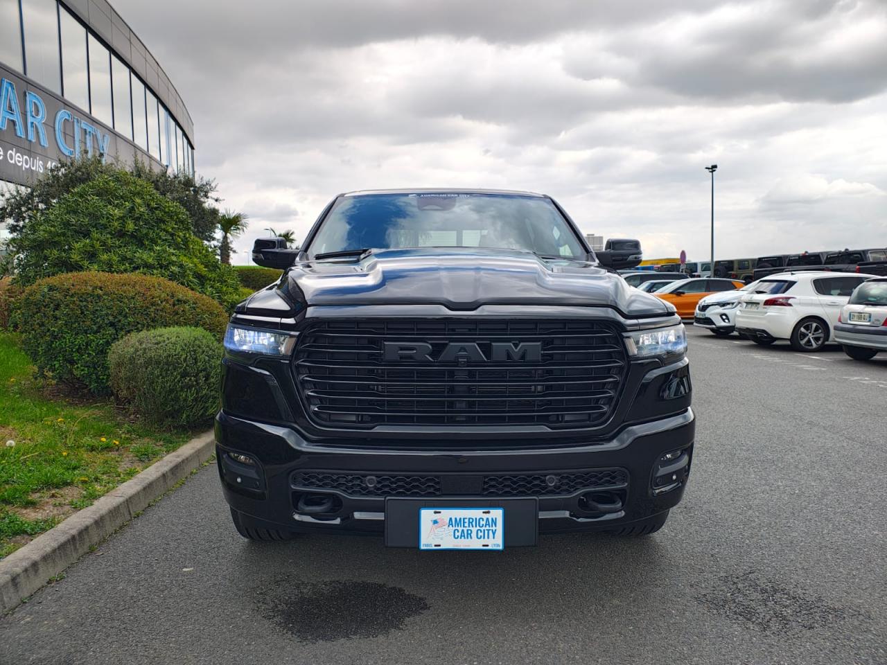 DODGE RAM 1500 CREW LARAMIE SPORT NIGHT EDITION