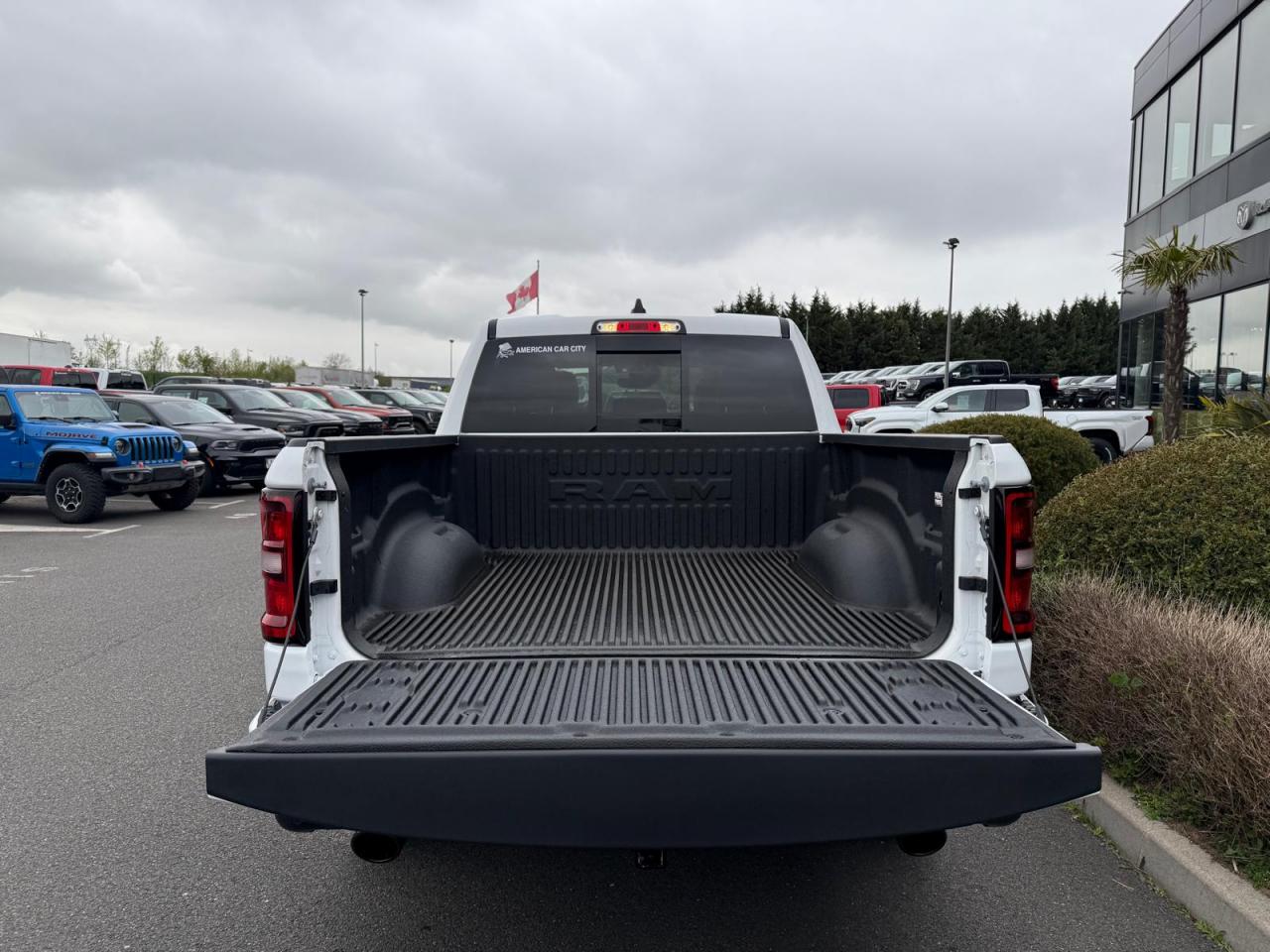 DODGE RAM 1500 CREW LARAMIE SPORT NIGHT EDITION