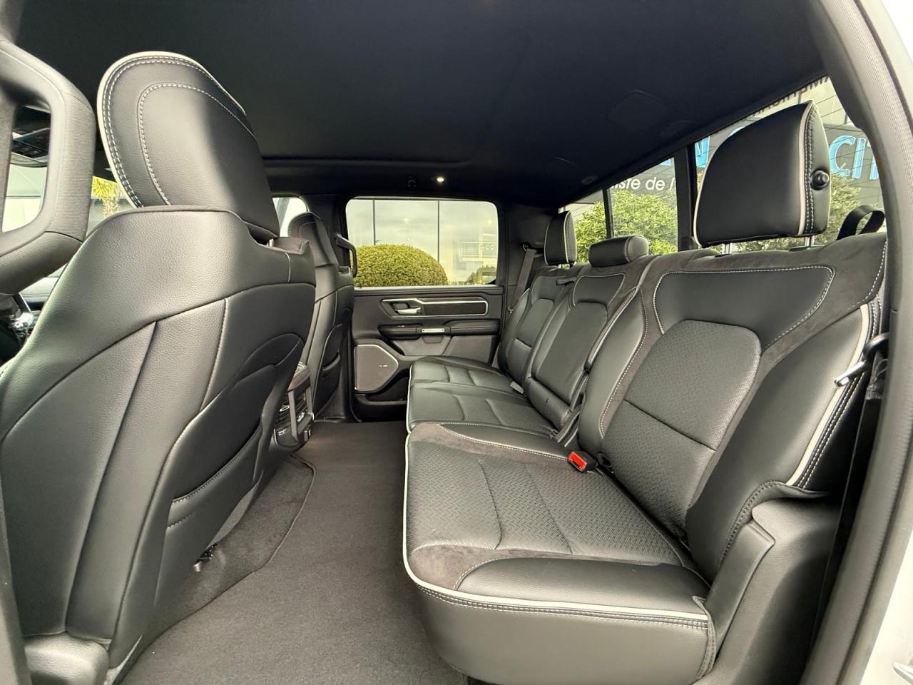 DODGE RAM 1500 CREW LARAMIE SPORT NIGHT EDITION