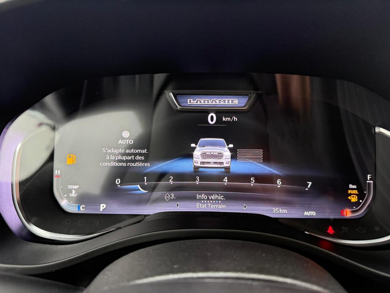 DODGE RAM 1500 CREW LARAMIE SPORT NIGHT EDITION