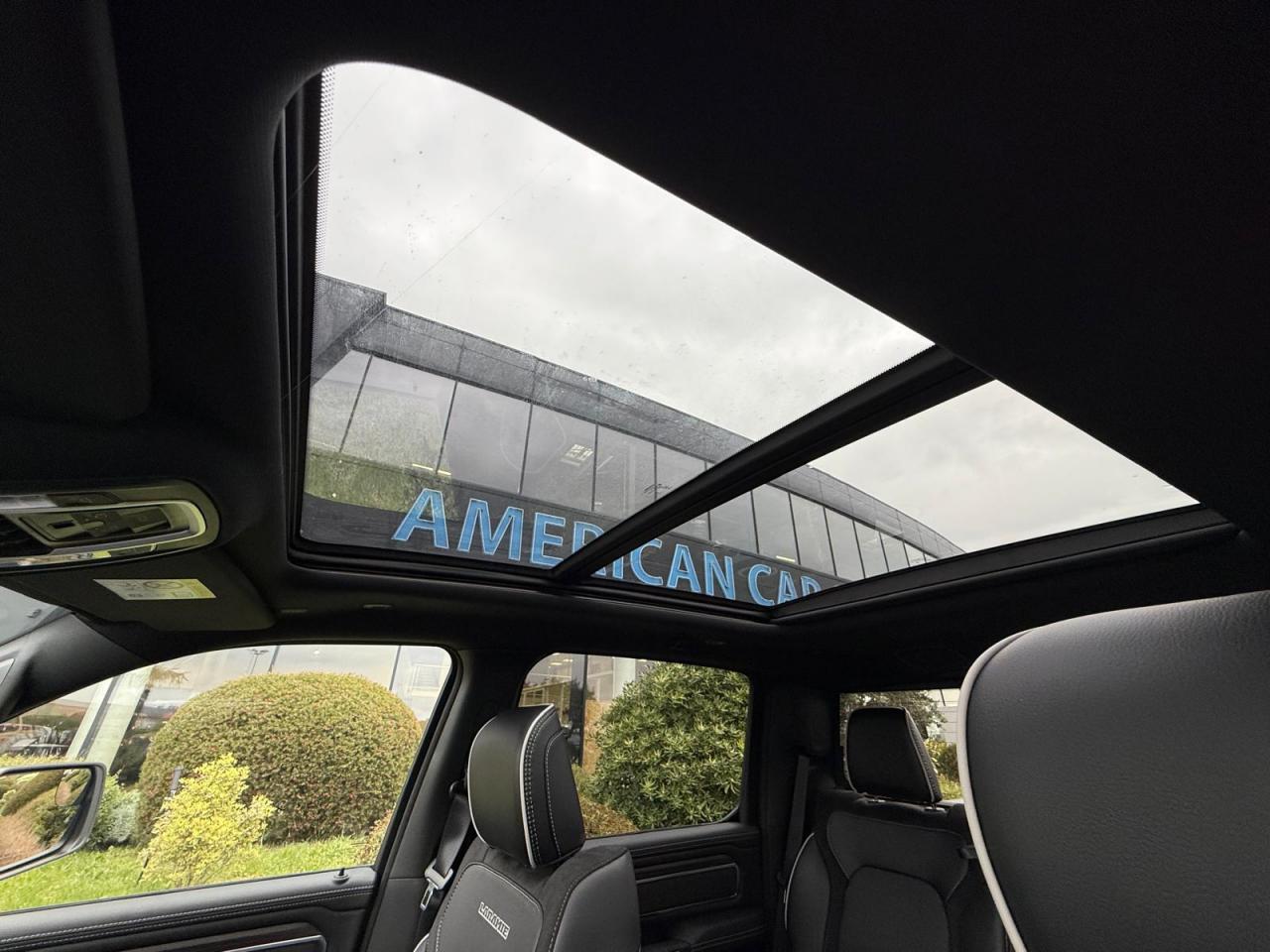 DODGE RAM 1500 CREW LARAMIE SPORT NIGHT EDITION