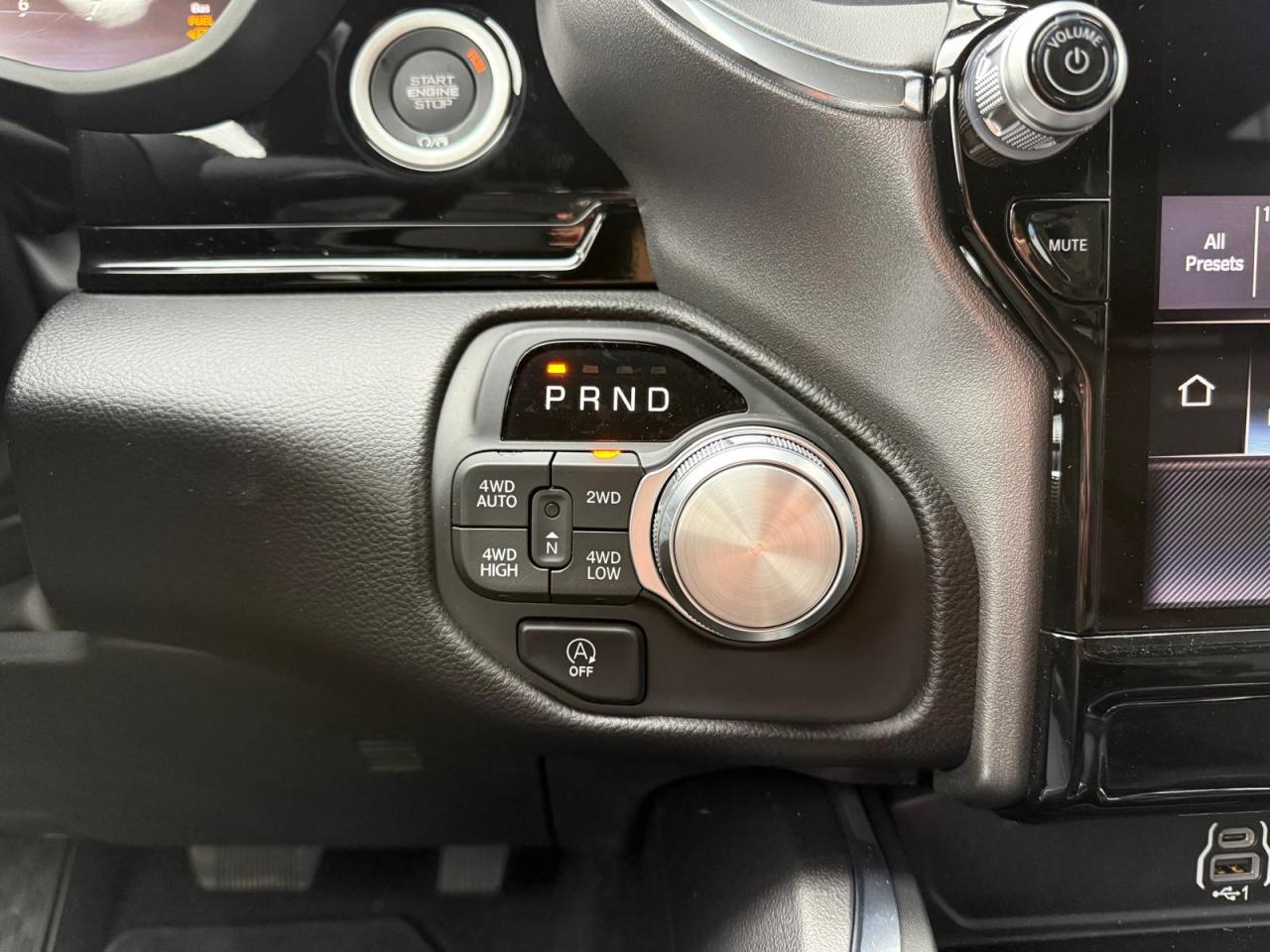 DODGE RAM 1500 CREW LARAMIE SPORT NIGHT EDITION