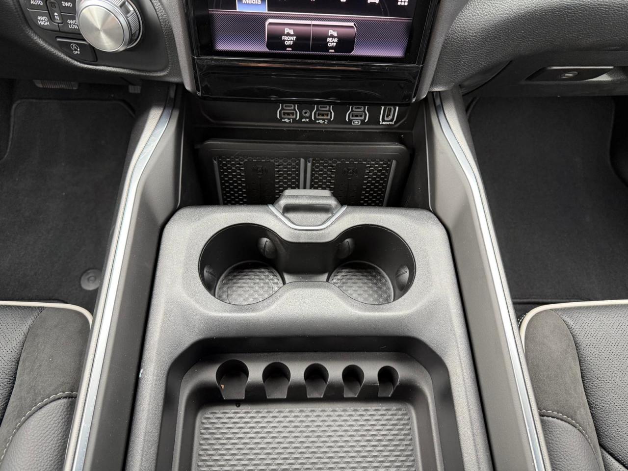 DODGE RAM 1500 CREW LARAMIE SPORT NIGHT EDITION