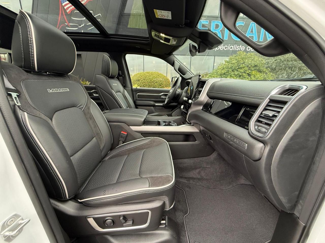 DODGE RAM 1500 CREW LARAMIE SPORT NIGHT EDITION