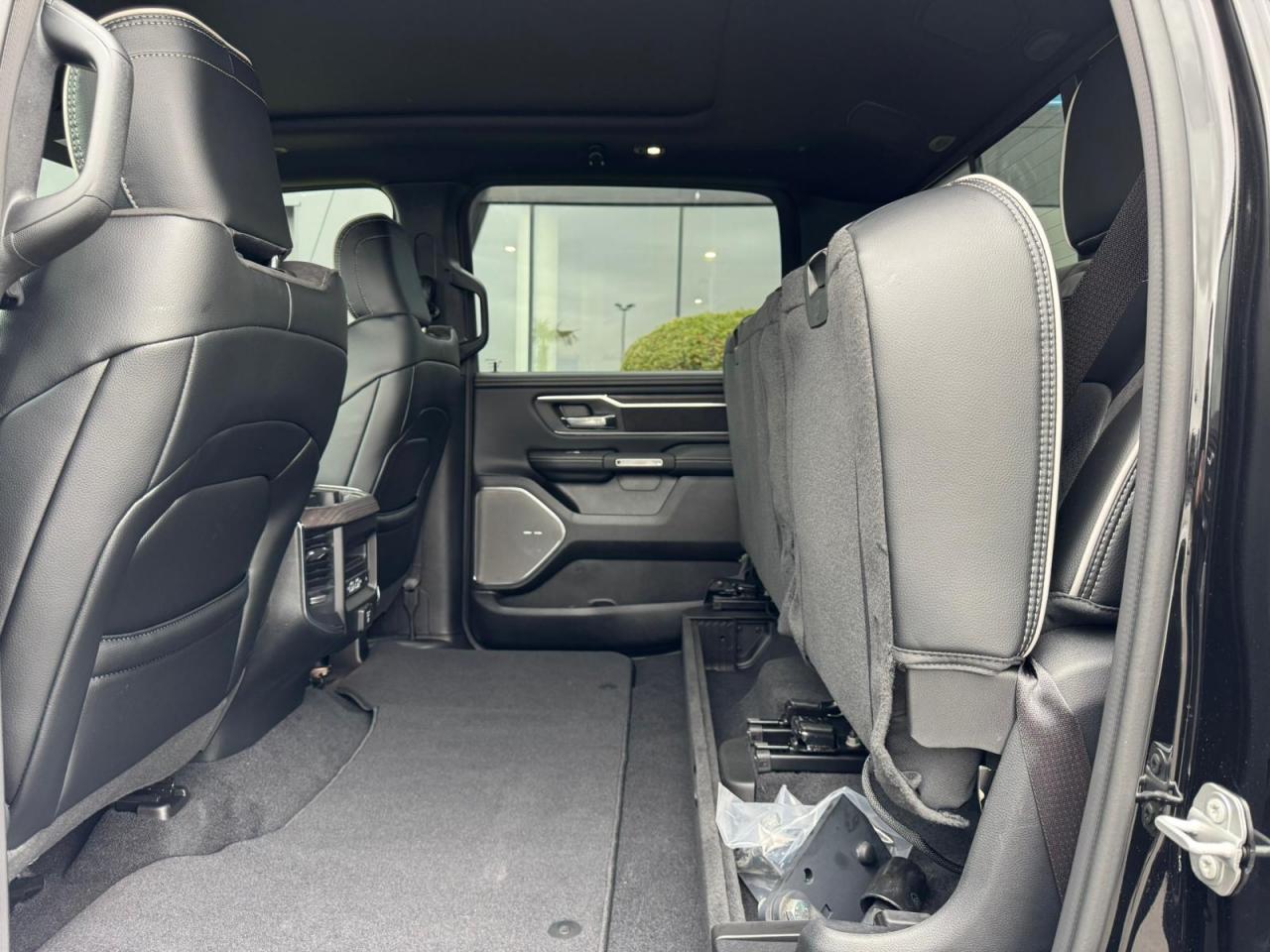 DODGE RAM 1500 CREW LARAMIE SPORT NIGHT EDITION