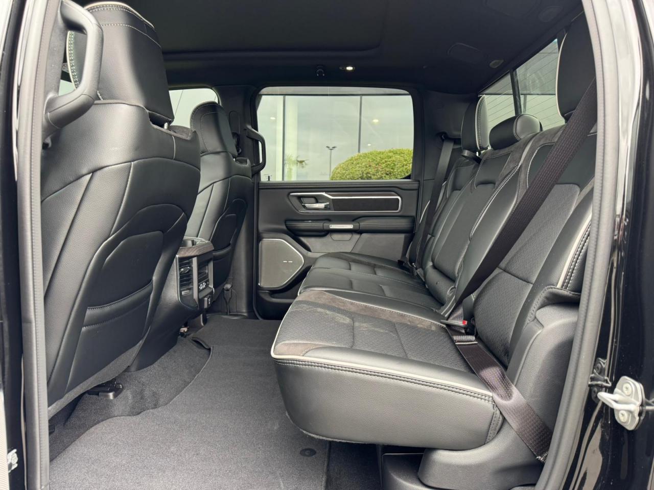 DODGE RAM 1500 CREW LARAMIE SPORT NIGHT EDITION