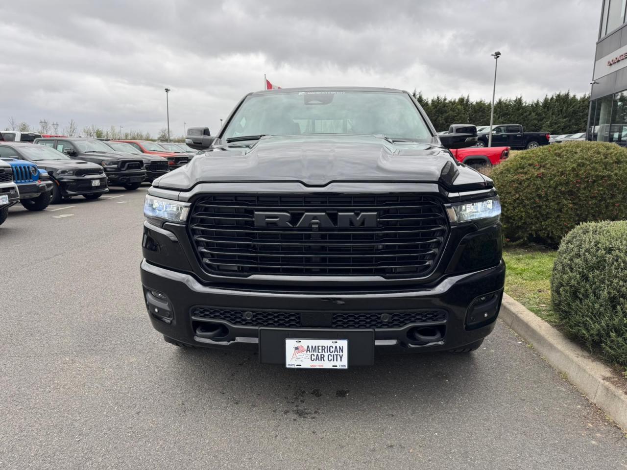 DODGE RAM 1500 CREW LARAMIE SPORT NIGHT EDITION
