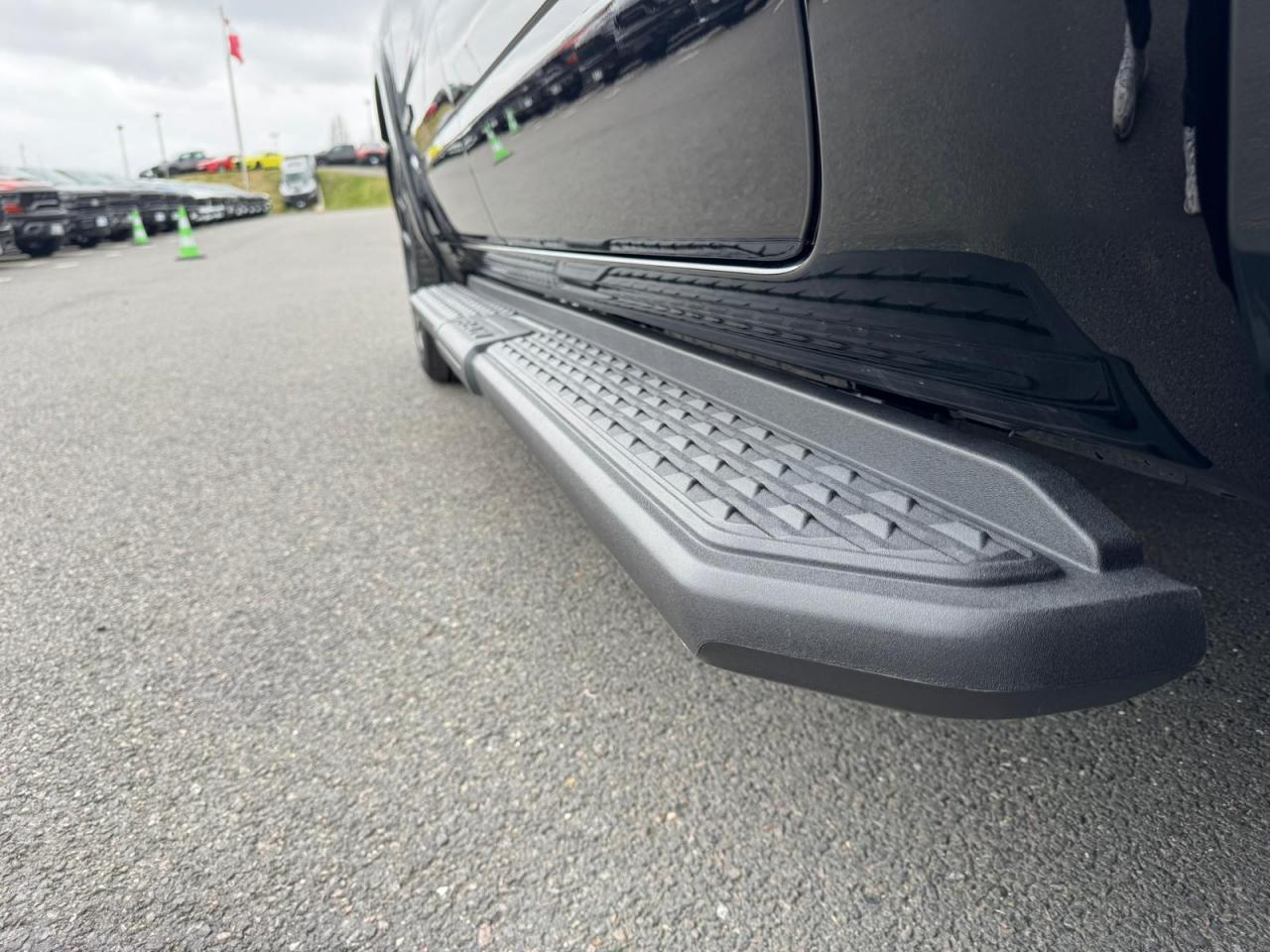 DODGE RAM 1500 CREW LARAMIE SPORT NIGHT EDITION