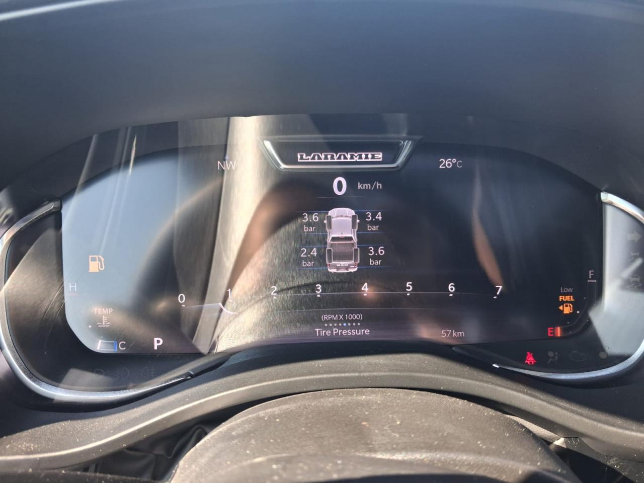 DODGE RAM 1500 CREW LARAMIE SPORT NIGHT EDITION AIR