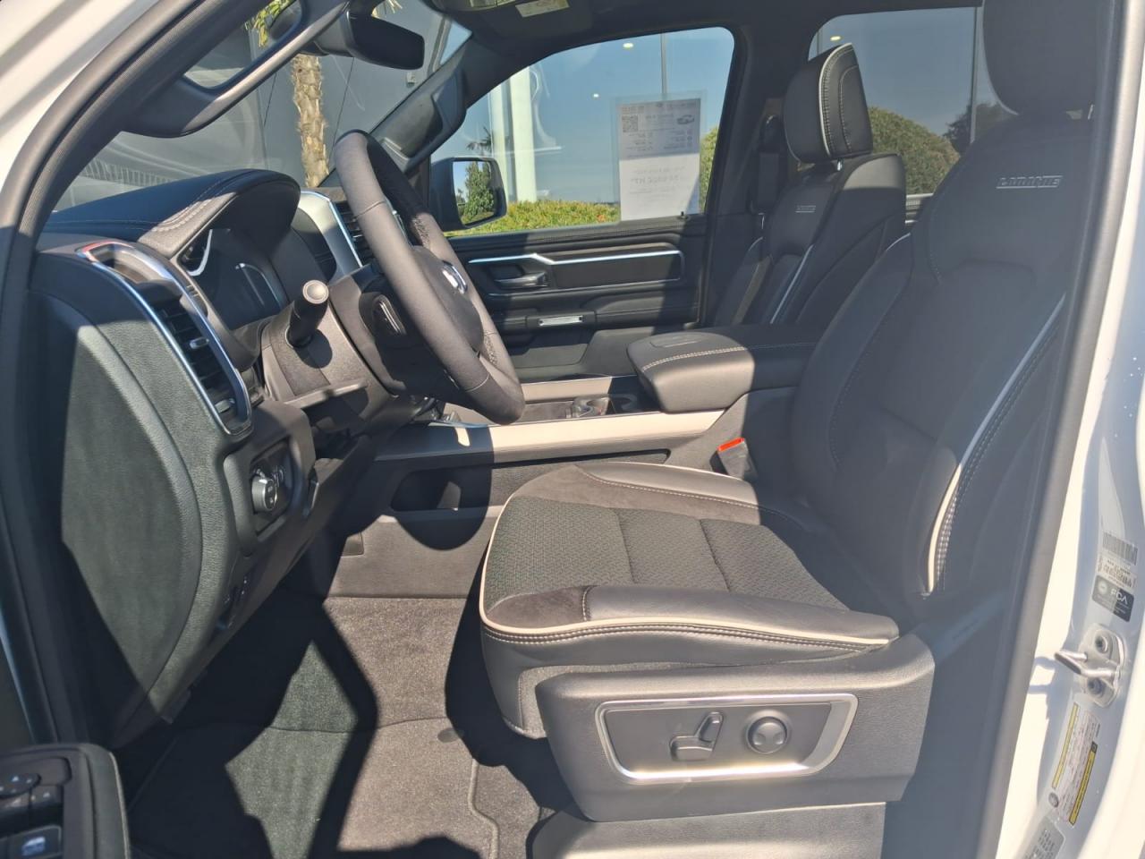 DODGE RAM 1500 CREW LARAMIE SPORT NIGHT EDITION AIR