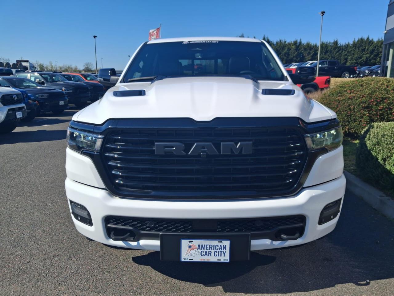 DODGE RAM 1500 CREW LARAMIE SPORT NIGHT EDITION AIR