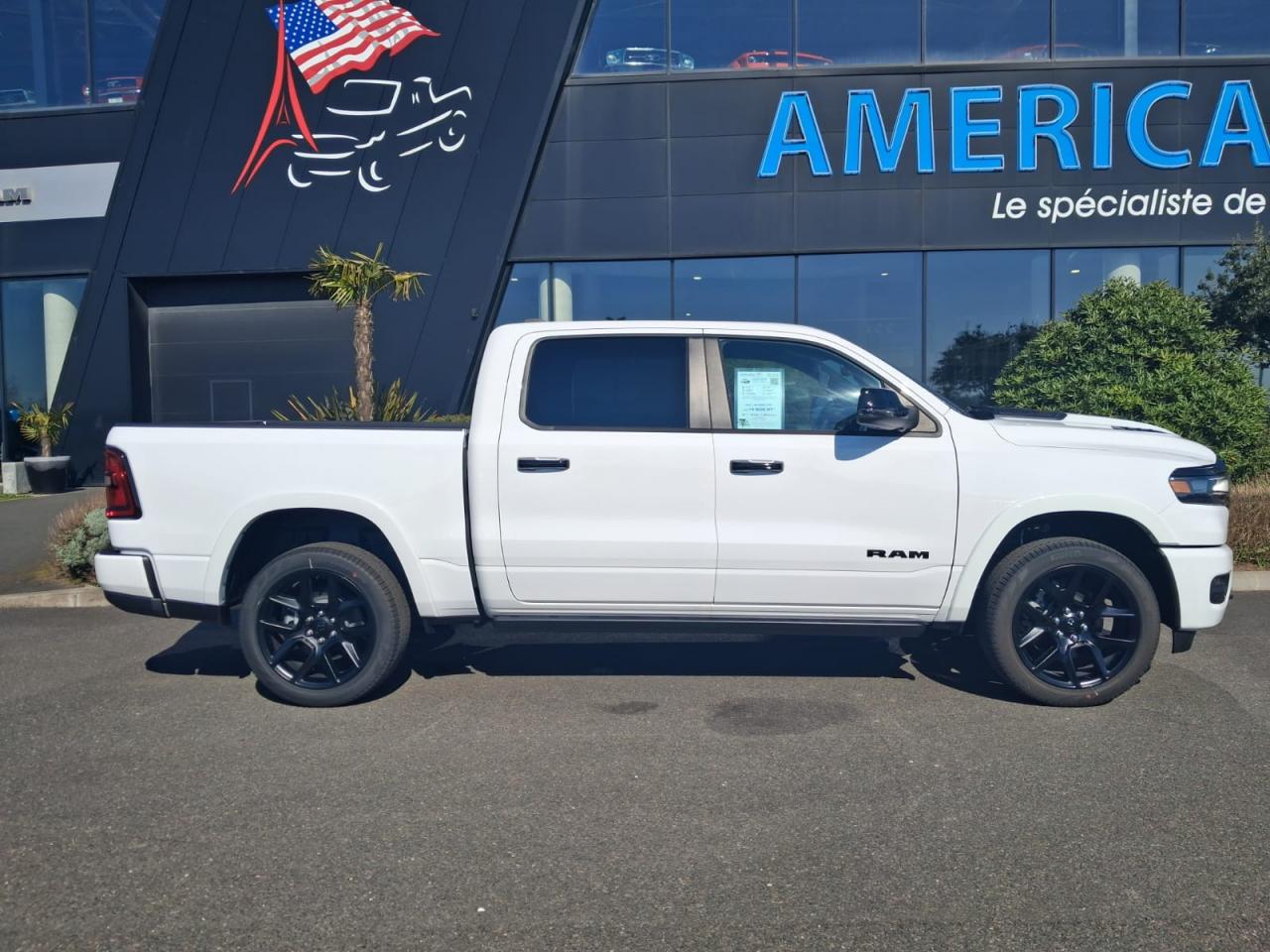DODGE RAM 1500 CREW LARAMIE SPORT NIGHT EDITION AIR
