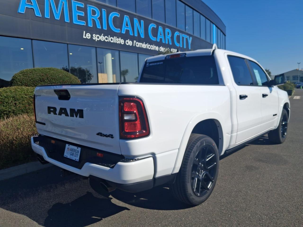 DODGE RAM 1500 CREW LARAMIE SPORT NIGHT EDITION AIR