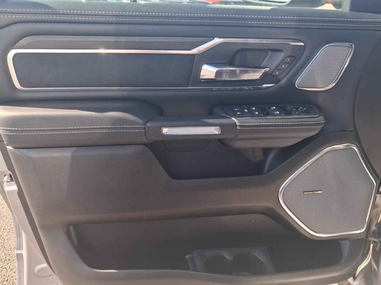 DODGE RAM 1500 CREW LARAMIE SPORT NIGHT EDITION AIR