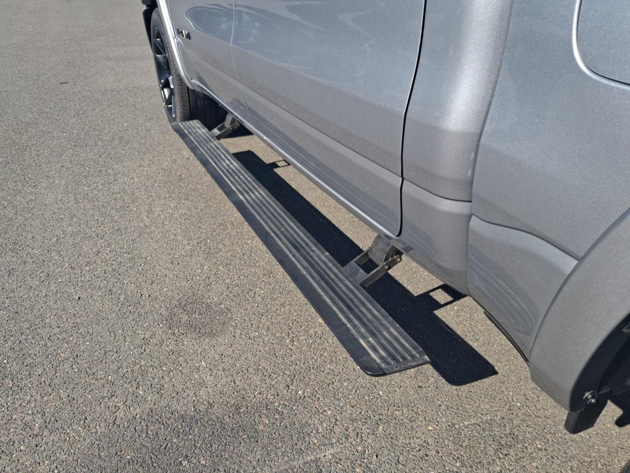 DODGE RAM 1500 CREW LARAMIE SPORT NIGHT EDITION AIR