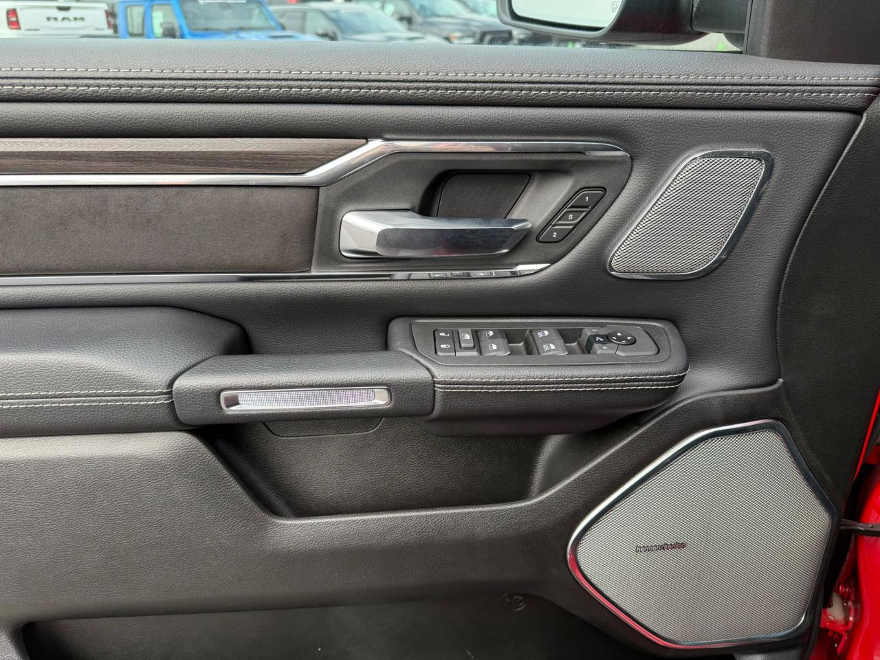 DODGE RAM 1500 CREW LARAMIE SPORT NIGHT EDITION AIR