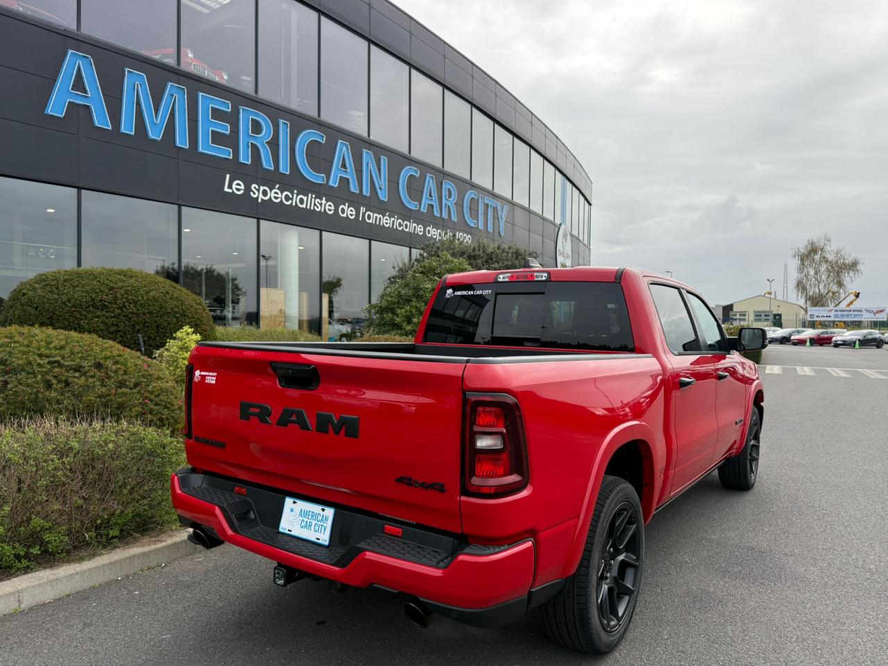 DODGE RAM 1500 CREW LARAMIE SPORT NIGHT EDITION AIR