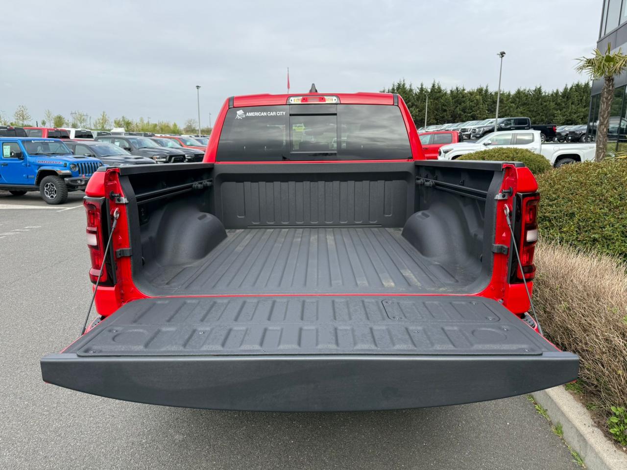 DODGE RAM 1500 CREW LARAMIE SPORT NIGHT EDITION AIR