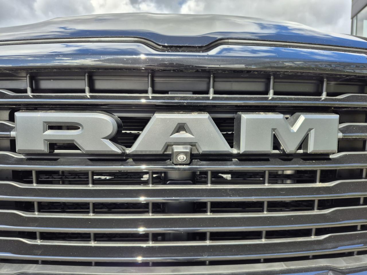 DODGE RAM 1500 CREW LARAMIE SPORT NIGHT EDITION AIR