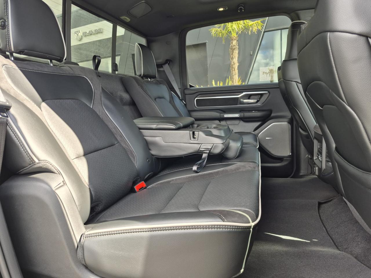 DODGE RAM 1500 CREW LARAMIE SPORT NIGHT EDITION AIR