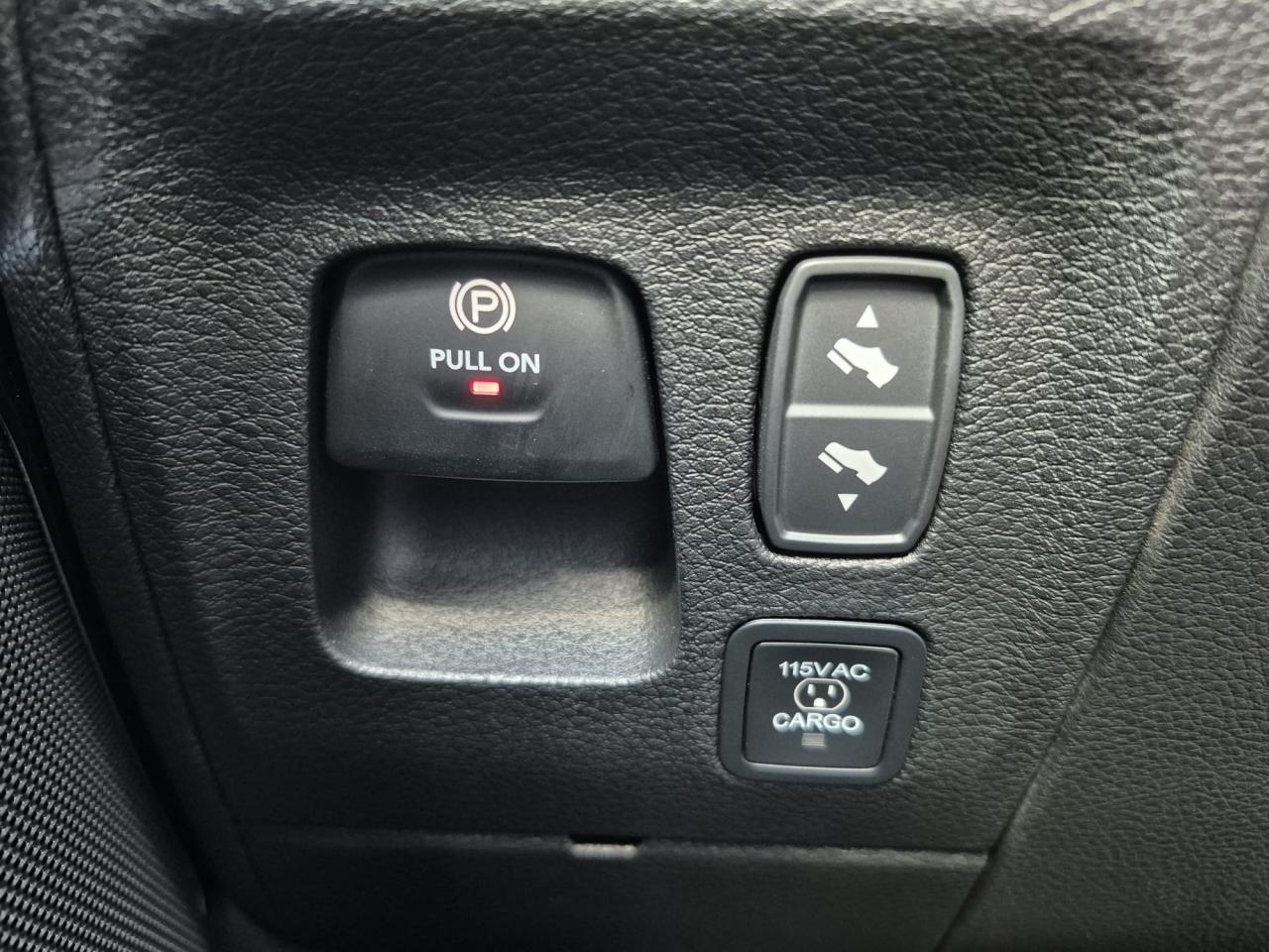 DODGE RAM 1500 CREW LARAMIE SPORT NIGHT EDITION AIR