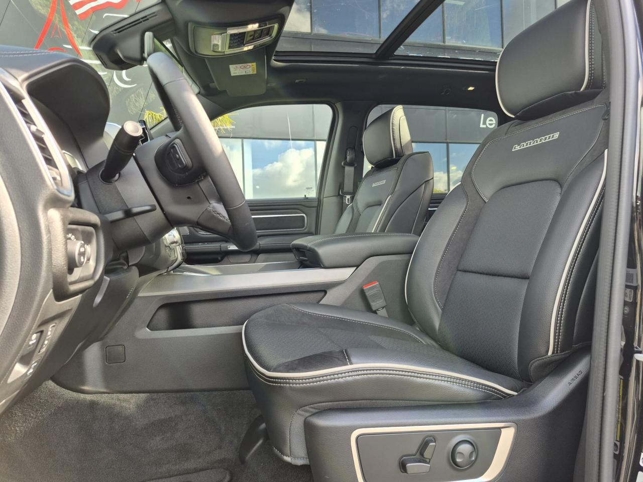 DODGE RAM 1500 CREW LARAMIE SPORT NIGHT EDITION AIR