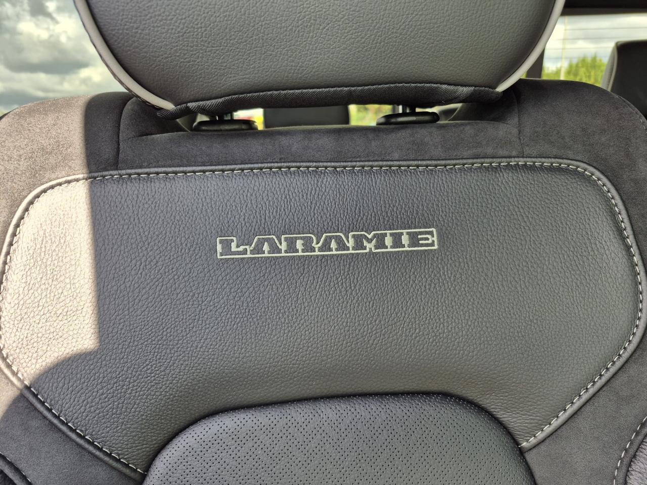 DODGE RAM 1500 CREW LARAMIE SPORT NIGHT EDITION AIR