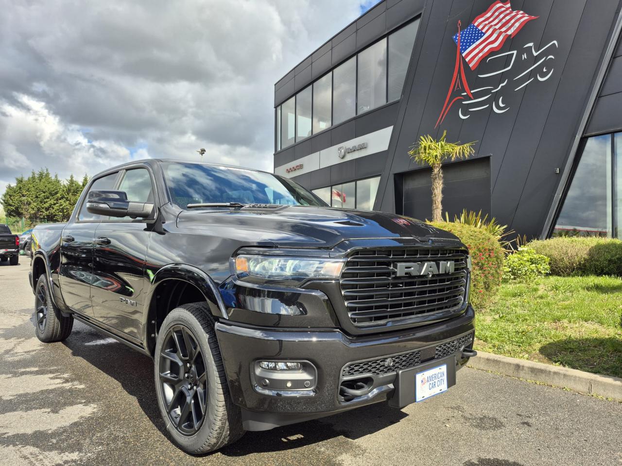 DODGE RAM 1500 CREW LARAMIE SPORT NIGHT EDITION AIR