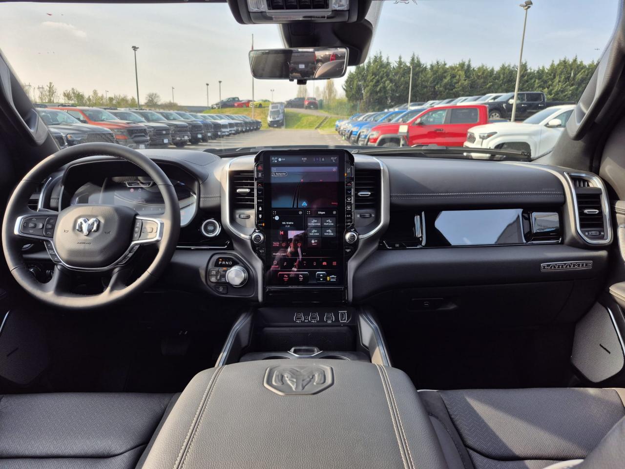 DODGE RAM 1500 CREW LARAMIE SPORT NIGHT EDITION AIR RAMBOX HAYON MULTI